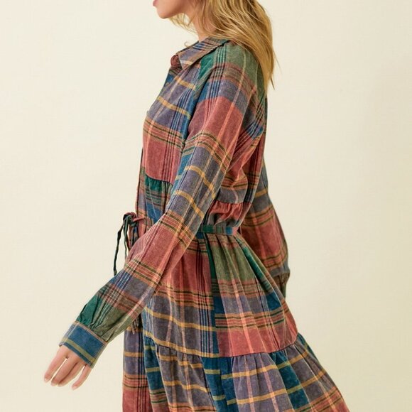 MYSTREE WASHED PLAID TIERED DRESS - Picture 5 of 8